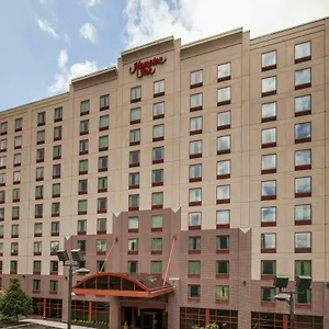 Hampton - Laguardia Airport Hotel New York